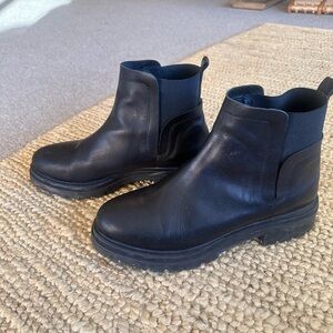RAG & BONE black leather Chelsea Boots